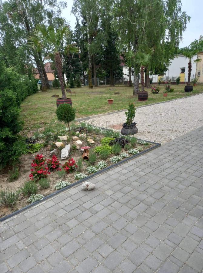 Meller-Kastely Villa Csurgo Exteriör bild