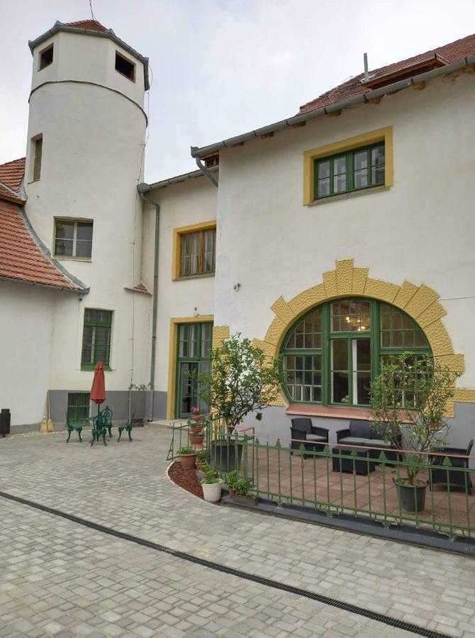 Meller-Kastely Villa Csurgo Exteriör bild